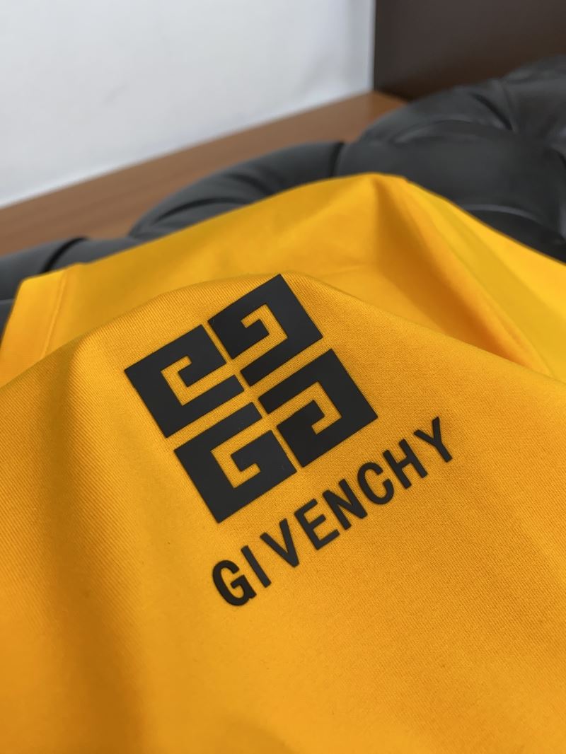 Givenchy T-Shirts